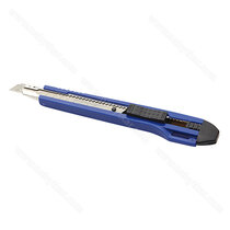 Odlamovací nožík Profi Messer 9 mm auto-lock systém  Odlamovací nožík Profi Messer 9 mm auto-lock systém