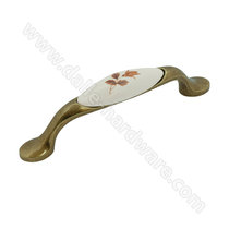 Madlo C514-C133 - 096 mm, patin.mosadz Madlo C514-C133 - 096 mm, patin.mosadz