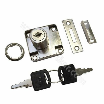 Zámok štvorcový /ATM