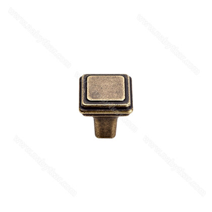 Madlo Castello GR38 patyna ant. mosadz / Gamet