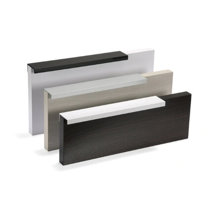 Madlo VERA C-4909A, P61 čierna matná