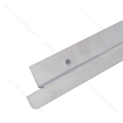 Lišta tepelno-izolacna spodná s presahom  k mdf. dvierkam, inox Lišta tepelno-izolacna spodná s presahom  k mdf. dvierkam, inox