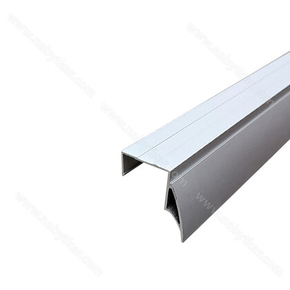 Madlo Pi Green Line hliník 2,7m / Laguna