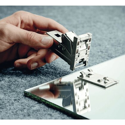 Záves Clip Top Blumotion CRISTALLO 71B4500C ONYX pre skl. dvierka /Blum